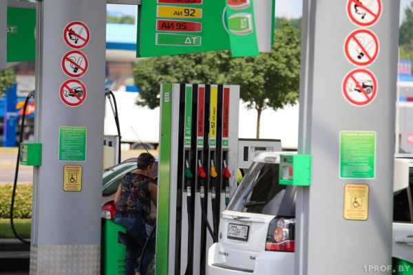 ПЛЮС 3,5%: «БЕЛНЕФТЕХИМ» БУДЕТ ПОДНИМАТЬ ЦЕНЫ НА МОТОРНОЕ ТОПЛИВО ПО 1 КОПЕЙКЕ В НЕДЕЛЮ