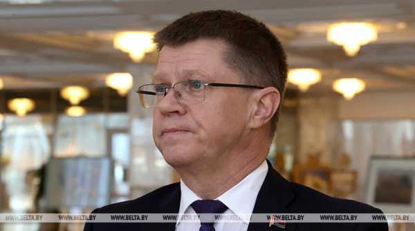 Сенько о наставничестве в стройотрасли: нельзя пускать адаптацию молодых работников на самотек