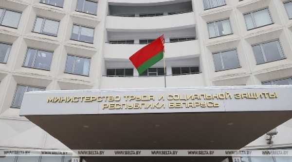 Минтруда: приняты новые правила по охране труда при выполнении работ на высоте