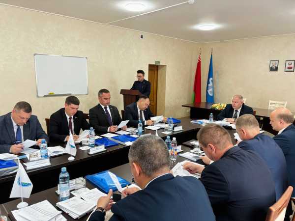 Состоялось заседание президиума Республиканского комитета Белорусского профсоюза работников строительства и промышленности строительных материалов