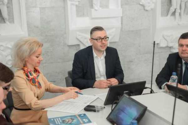 КАК СДЕЛАТЬ ТУРИЗМ ЧАСТЬЮ ПАТРИОТИЧЕСКОГО ВОСПИТАНИЯ, ОБСУДИЛИ ПРЕДСТАВИТЕЛИ ФПБ И БГПУ