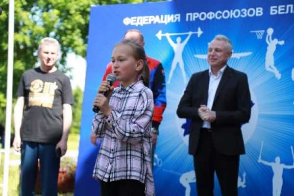 Секцию отделения футбола открыли в Оздамичах