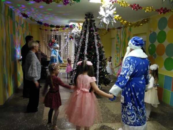 Новогодний утренник на ОАО "Доломит"